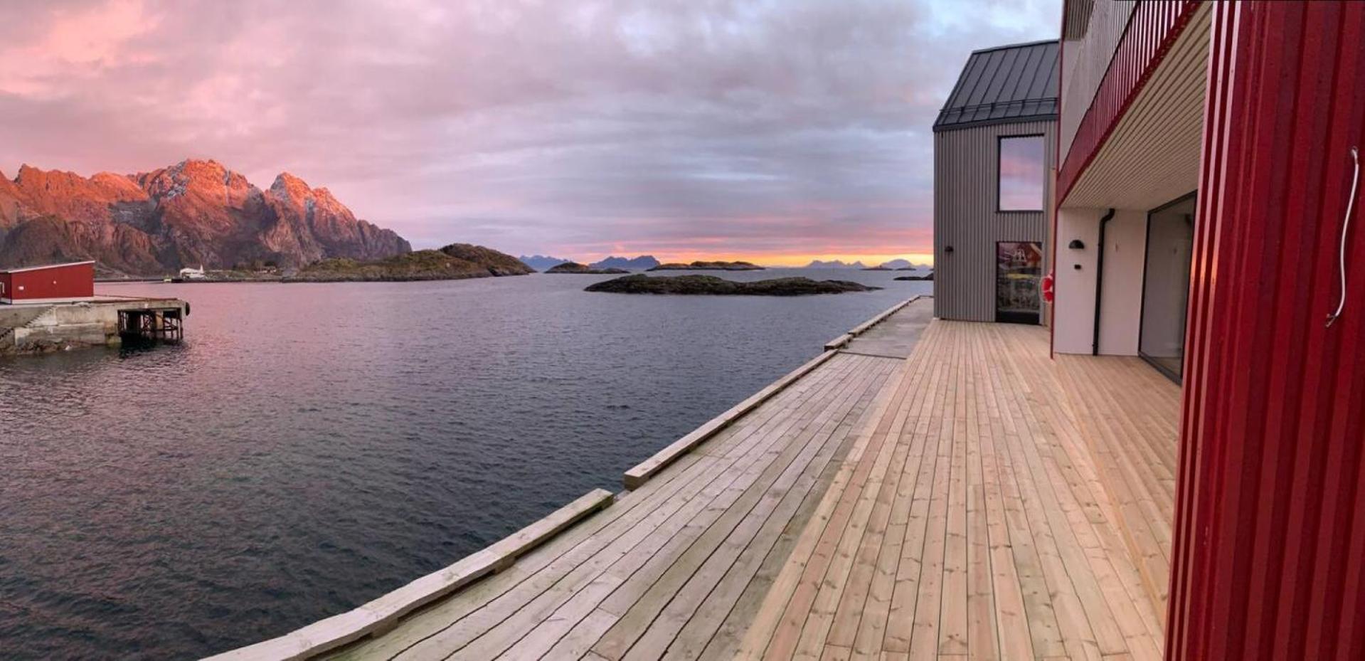 Stor Moderne Leilighet I Henningsvaer, 70 Kvm 외부 사진