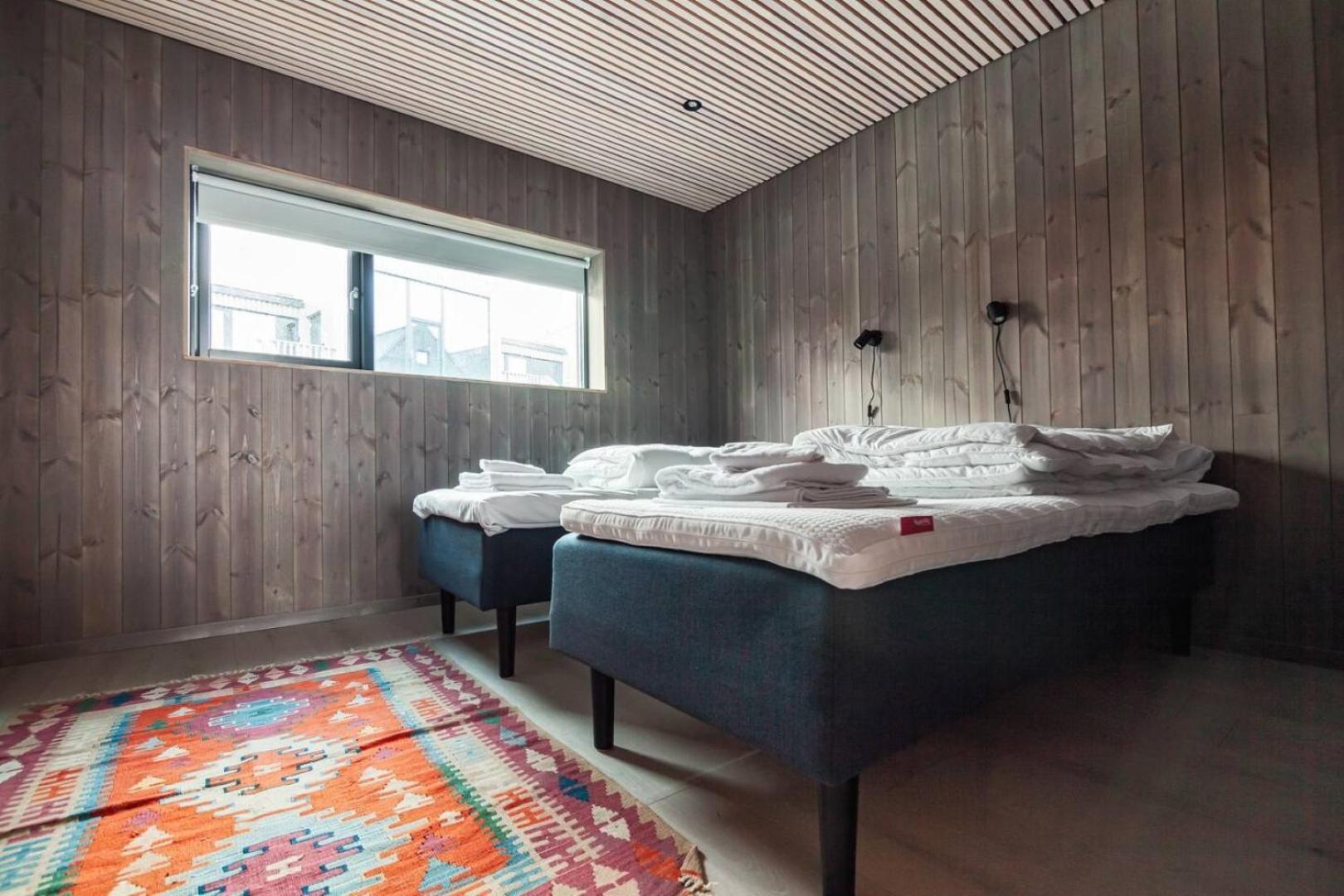 Stor Moderne Leilighet I Henningsvaer, 70 Kvm 외부 사진